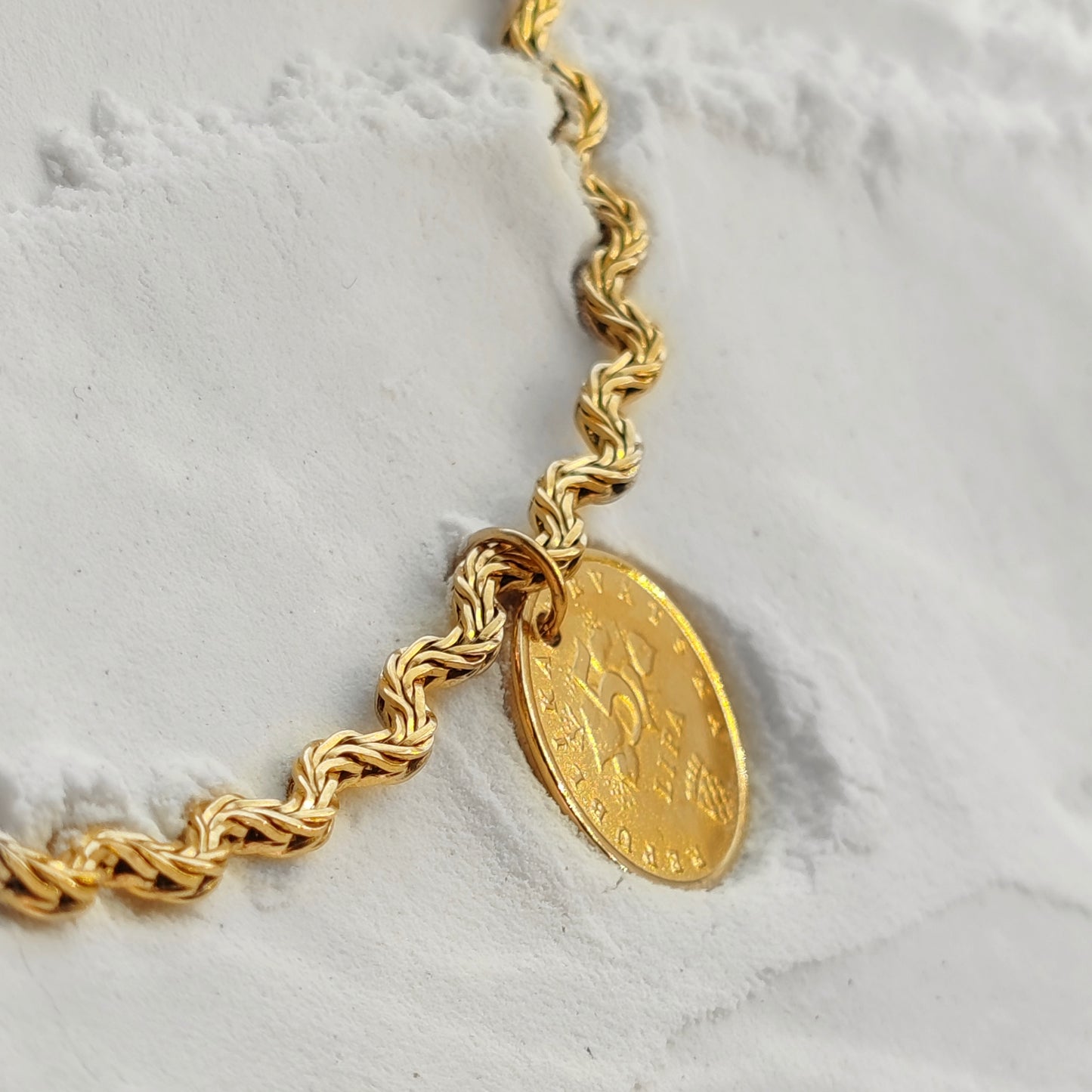 OGRLICA VALLIS AUREA